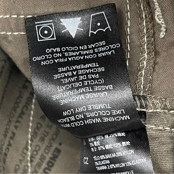 Kuhl Men’s Radikl Hiking Pant Klassic Fit Enduro 7 Pockets 32X30 Buckskin Khaki - Picture 11 of 11